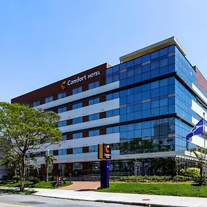 Comfort Aeroporto גווארולוס